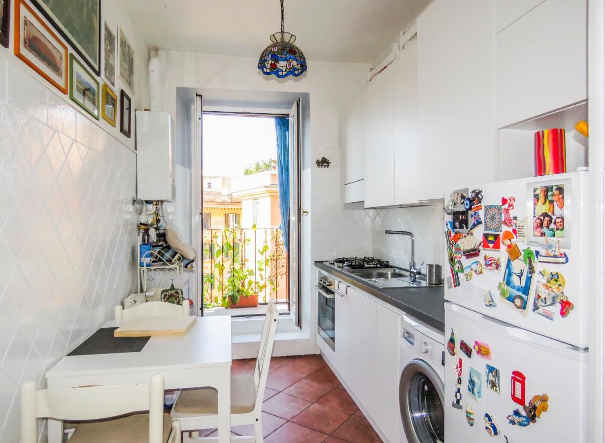 House Candia 111 - Vatican Museum Apartment ローマ エクステリア 写真